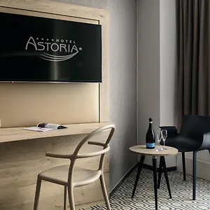 Astoria 4* פראג